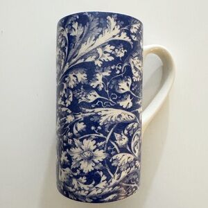 Williams Sonoma Heirloom Royal Acanthus Tall Mug